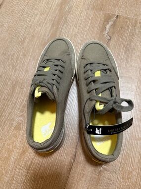 Sorel Olive Green Shoe with Yellow Insole